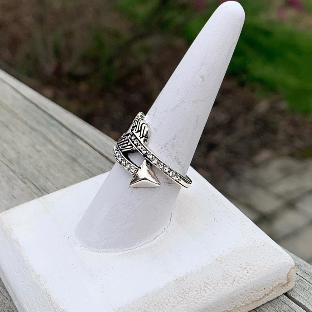 Authentic Premier silver arrow ring - Picture 2 of 3